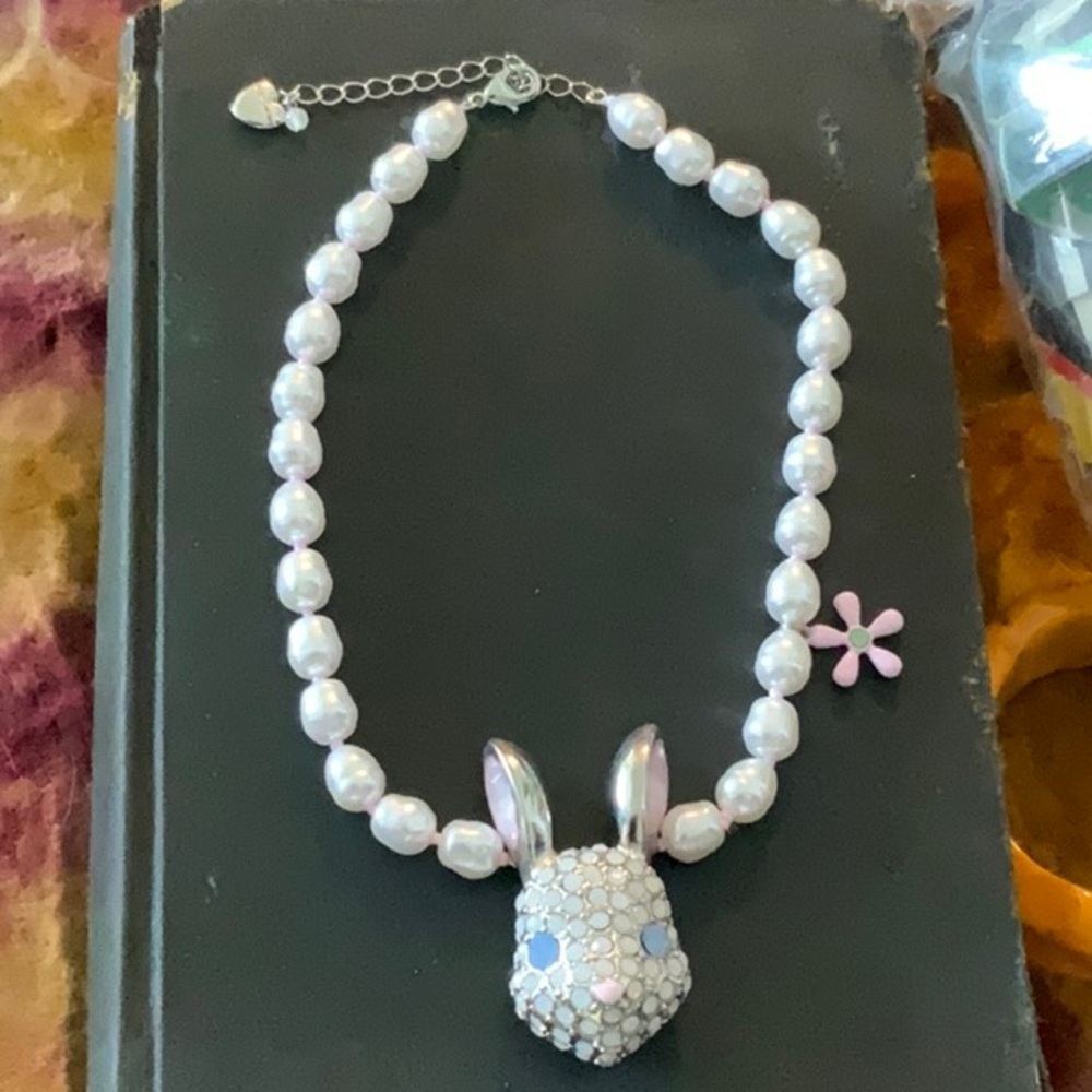 Betsy Johnson crystal beaded pearl Bunny Pendant Necklace with Pink Flower Charm